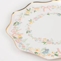Meri-Meri Elegant Floral Dinner Plates (x 8) -Party Supply Discount Store media 0e87e8c8 972b 4e43 abf4 435755722d65