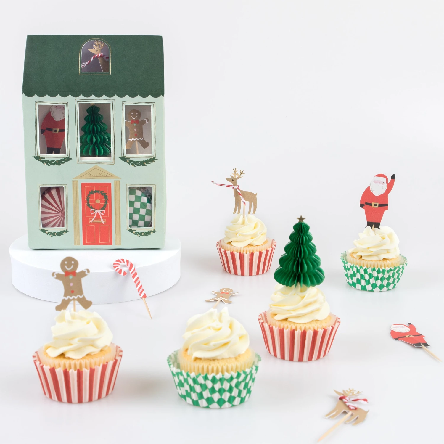 Meri-Meri Festive House Cupcake Kit (x 24 Toppers) 4 Meri-Meri Festive House Cupcake Kit (x 24 Toppers) - Image 4