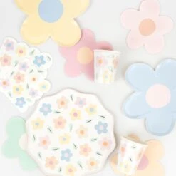 Meri-Meri Happy Flowers Party Set