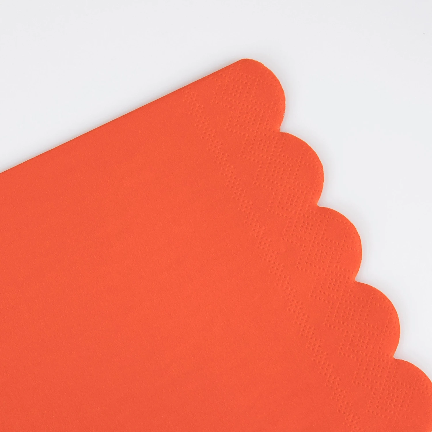 Meri-Meri Tomato Red Small Napkins (x 16) 2 Meri-Meri Tomato Red Small Napkins (x 16) - Image 2