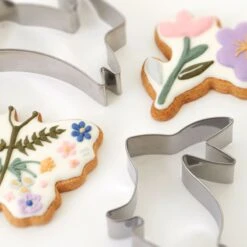 Meri-Meri Easter Cookie Cutters (x 4) -Party Supply Discount Store media 622e4db2 0f33 41ef 9cd9 ee949b720cd6