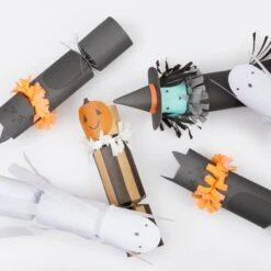 Meri-Meri Happy Halloween Character Crackers (x 8) -Party Supply Discount Store media 6c7521c8 ee74 4dba 9623 15c0ce6bb17a