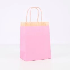 Meri-Meri Pink Fringe Party Bags (x 8) -Party Supply Discount Store media 7846ef8d a538 4390 99ec 158e26545911