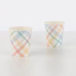 Meri-Meri Plaid Pattern Cups (x 8) -Party Supply Discount Store media 93b2ff30 3015 4979 ba7c 136c9fafc496
