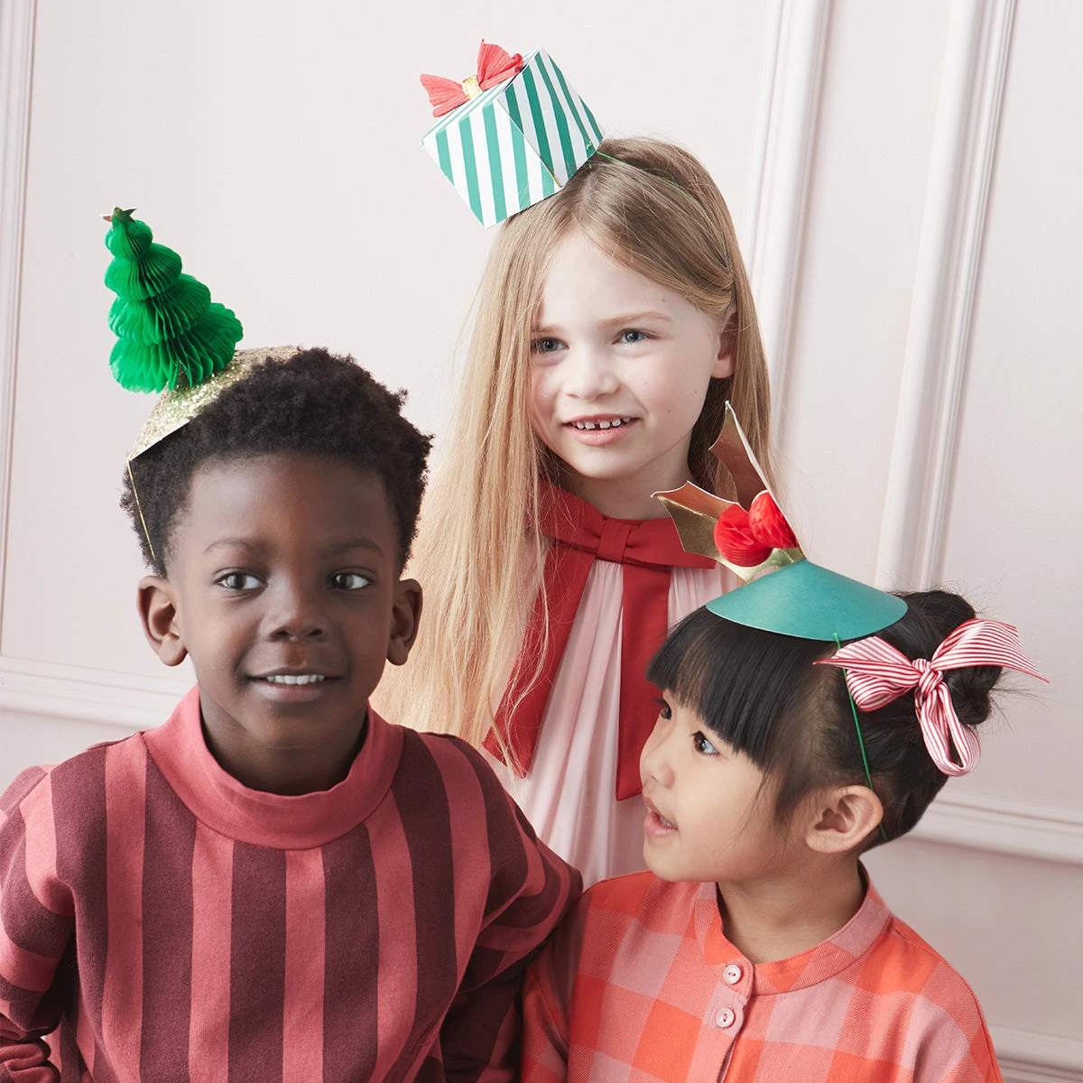 Meri-Meri Mixed Christmas Party Hats (x 6) 1 Meri-Meri Mixed Christmas Party Hats (x 6)
