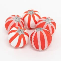 Meri-Meri Peppermint Candy Surprise Balls (x 6)