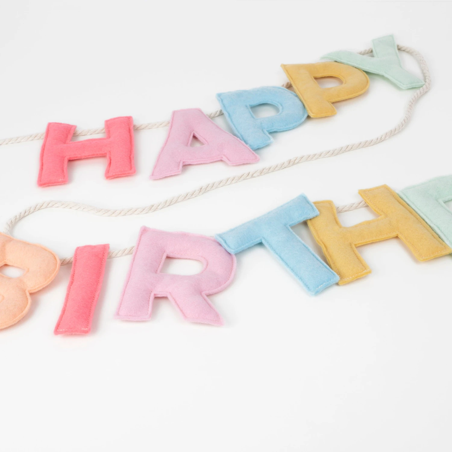 Meri-Meri Perfect Birthday Party Set 4 Meri-Meri Perfect Birthday Party Set - Image 4